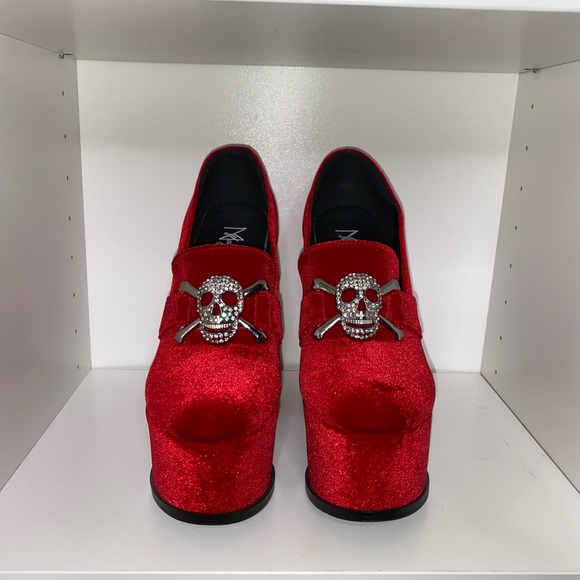 Magissa Red velvet skull platforms. - Picture 4 of 6